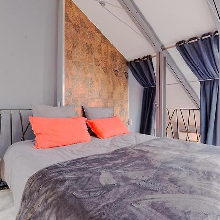 Air-Conditioned Duplex Apartment With Furnished Terrace In The City Center Aix-en-Provence Exterior photo